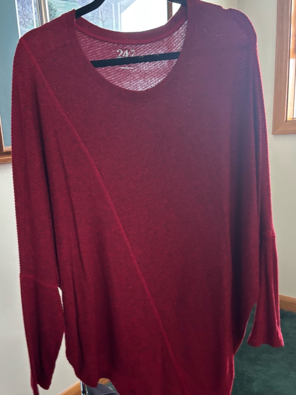 Lightweight Red Crewneck Sweater with Subtle Seam Detail
